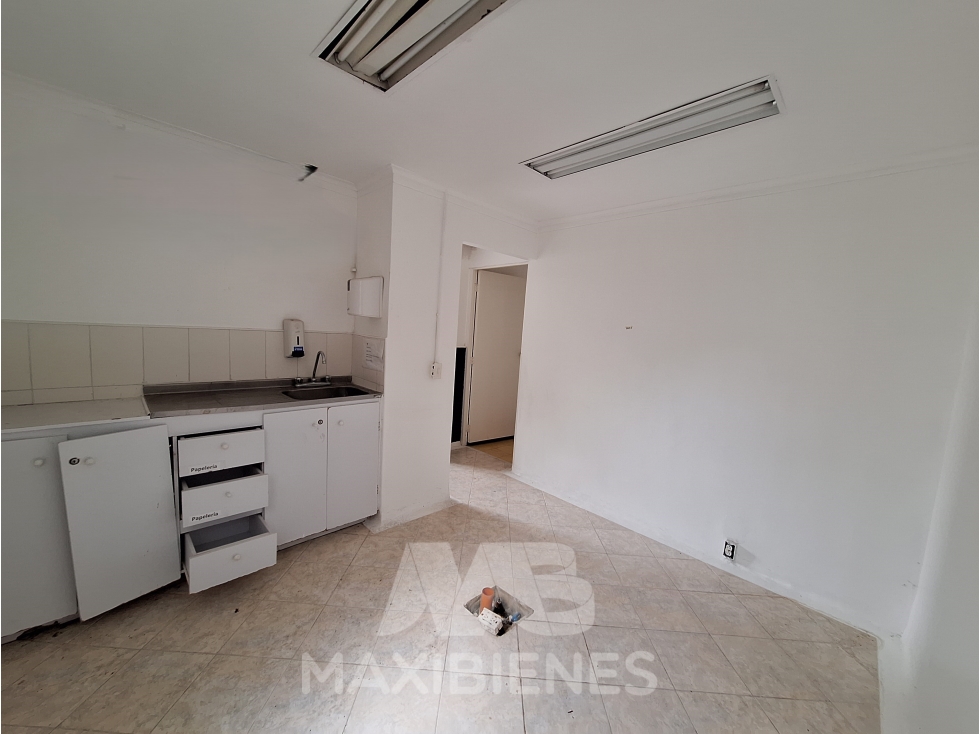 LOCAL PARA ARRIENDO UBICADO EN BARBOSA - 1