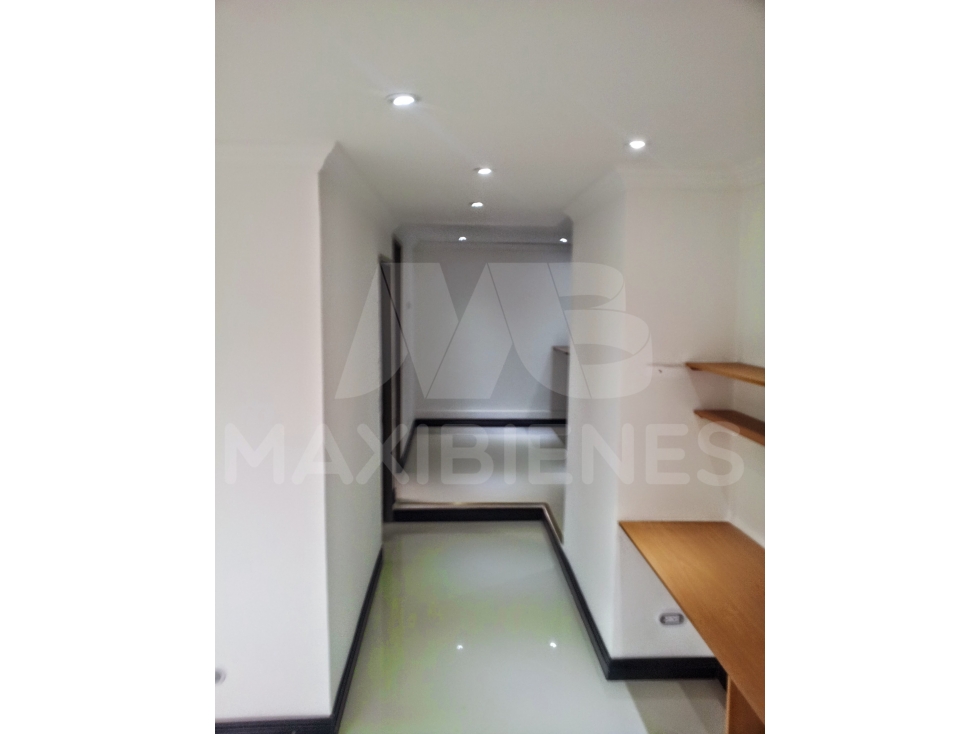 APARTAMENTO EN ARRIENDO EN EL SECTOR DE SANTA LUCIA