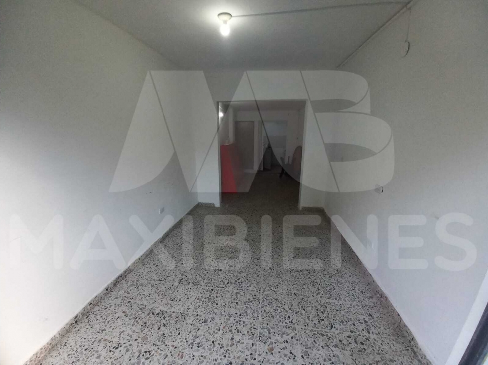 LOCAL EN ARRIENDO EN EL SECTOR DE SANTA LUCIA