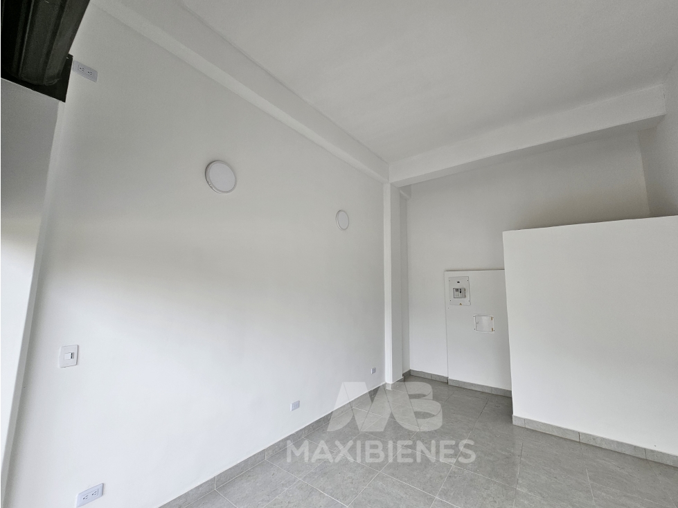 LOCAL PARA ARRIENDO UBICADO EN COPACABANA - 2