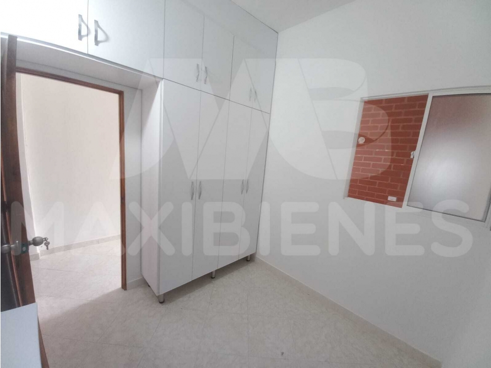 APARTAMENTO EN ARRIENDO EN EL SECTOR DE SANTA LUCIA