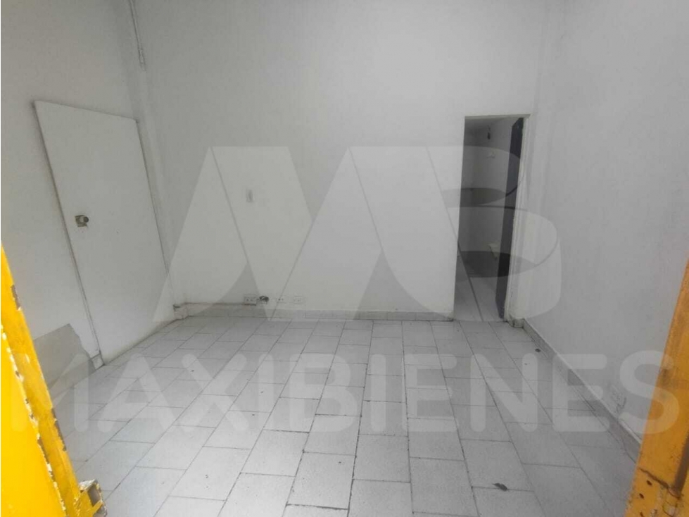LOCAL EN ARRIENDO EN EL SECTOR DE SANTA LUCIA