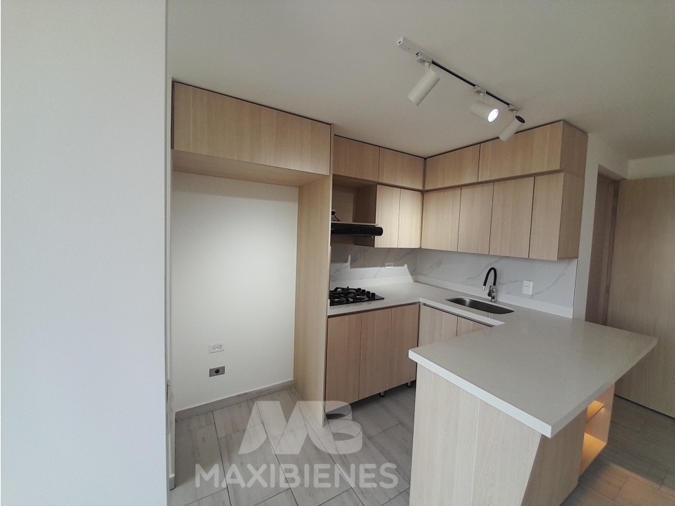 APARTAMENTO PARA ARRIENDO UBICADO EN NAVARRA — foto 2
