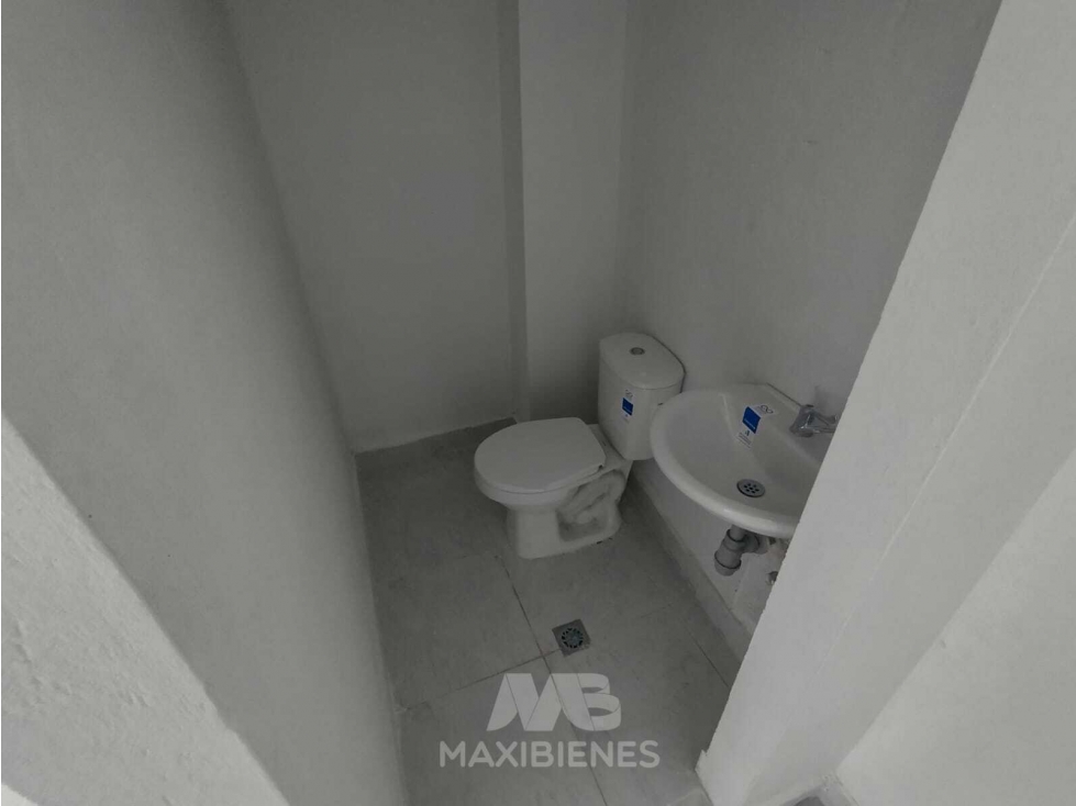 LOCAL PARA ARRIENDO UBICADO EN BELLO