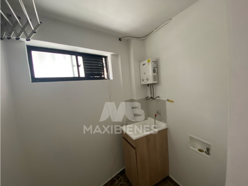 APARTAMENTO EN ARRIENDO SECTOR ALMERIA