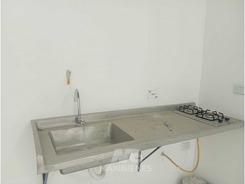 LOCAL PARA ARRIENDO UBICADO EN COPACABANA - 1
