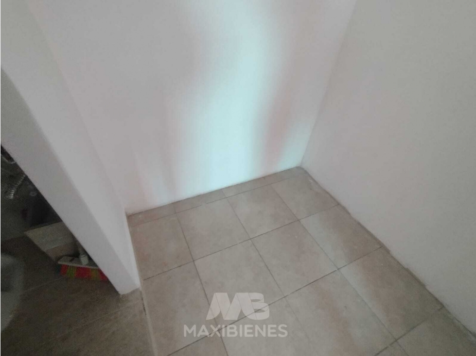 LOCAL PARA ARRIENDO UBICADO EN BELLO — foto 4