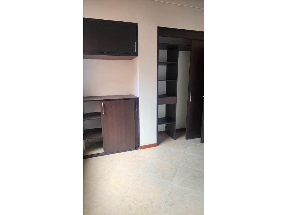 APARTAMENTO EN ARRIENDO SECTOR ALMERIA