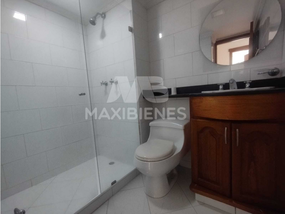 APARTAMENTO EN ARRIENDO SECTOR LAURELES — foto 2