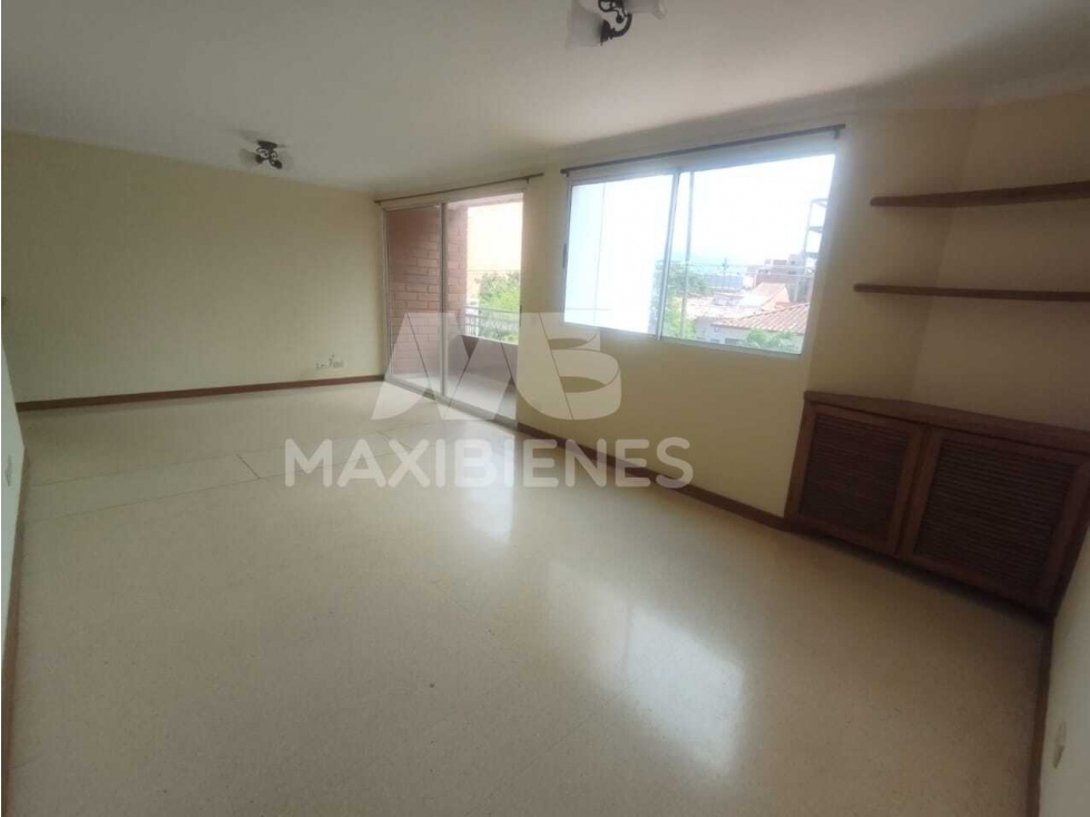 APARTAMENTO EN ARRIENDO SECTOR LAURELES