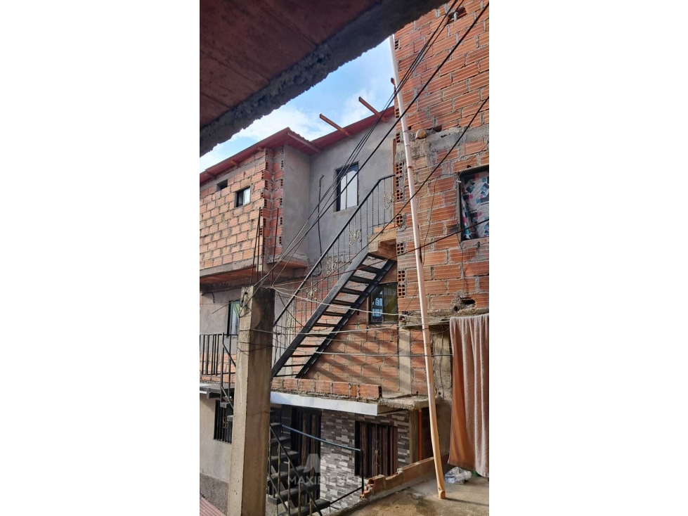 APARTAESTUDIO PARA ARRIENDO UBICADO EN BELLO