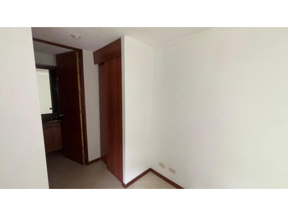 APARTAMENTO EN ARRIENDO SECTOR LAURELES
