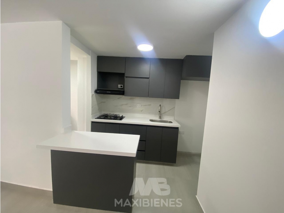 APARTAMENTO PARA ARRIENDO UBICADO EN BELLO — foto 3