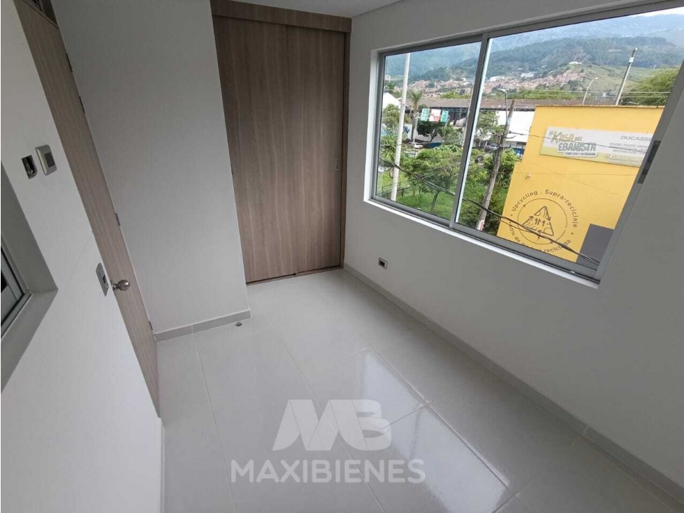 APARTA ESTUDIO PARA ARRIENDO UBICADO EN BELLO