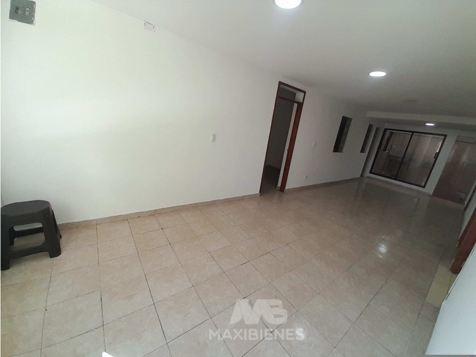 CASA PARA ARRIENDO UBICADA EN GRATAMIRA