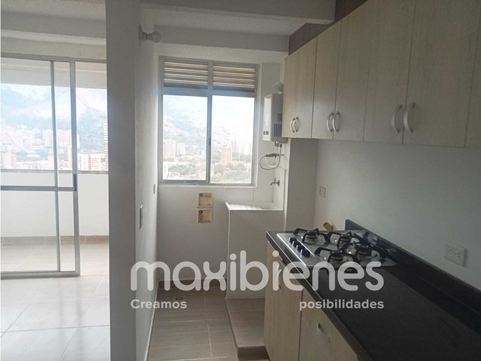 SE ARRIENDA APARTAMENTO EN SANTA ANA BELLO.