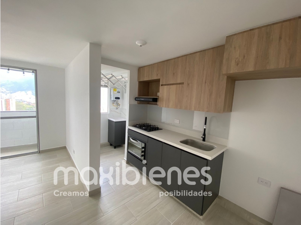 SE ARRIENDA APARTAMENTO EN SANTA ANA BELLO.