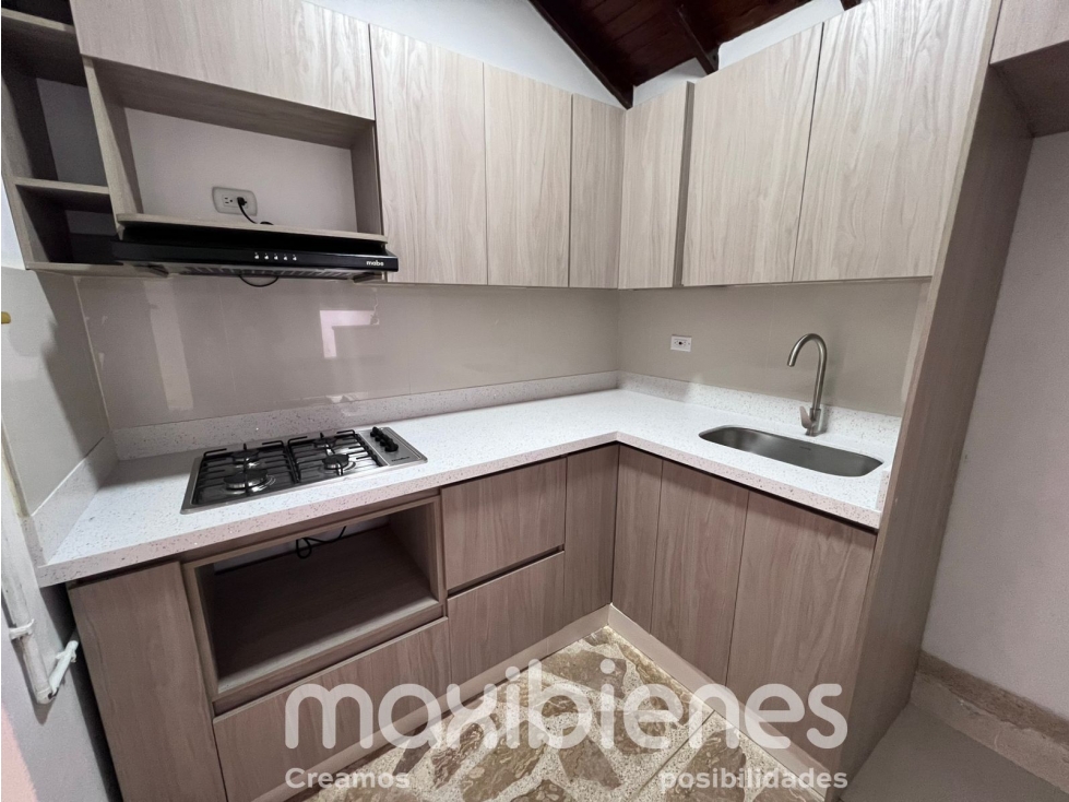 INGRESA CASA EN BELLO - PRADO