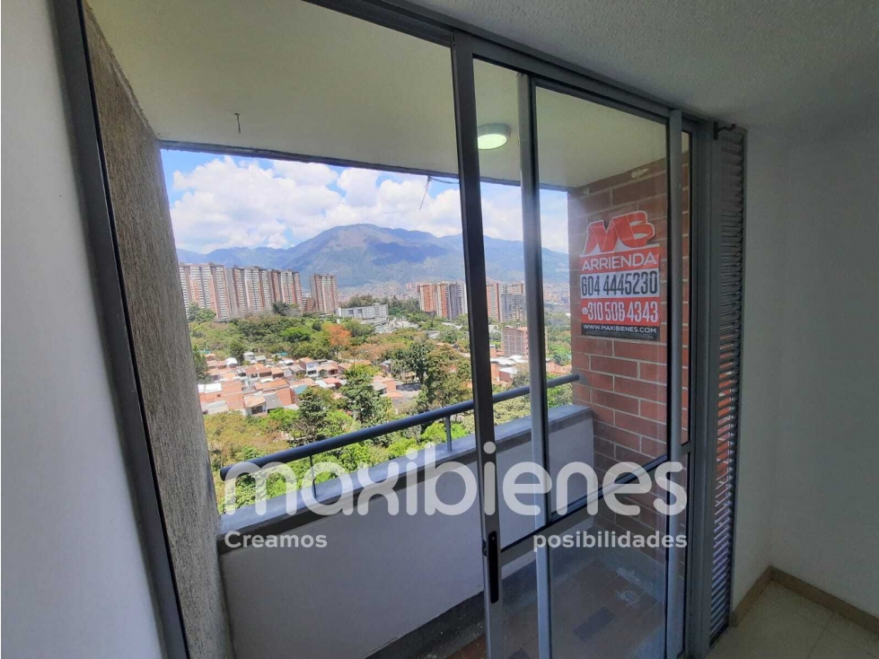 SE ARRIENDA APARTAMENTO EN AMAZONIA BELLO.