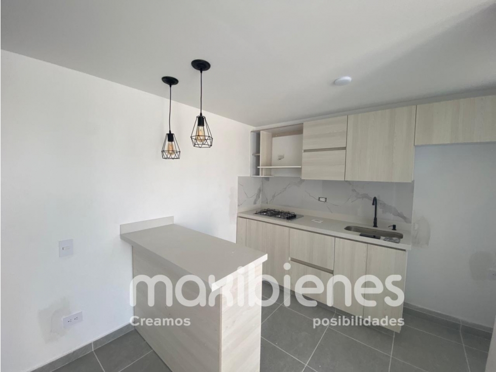 SE ARRIENDA APARTAMENTO EN SANTA ANA BELLO.