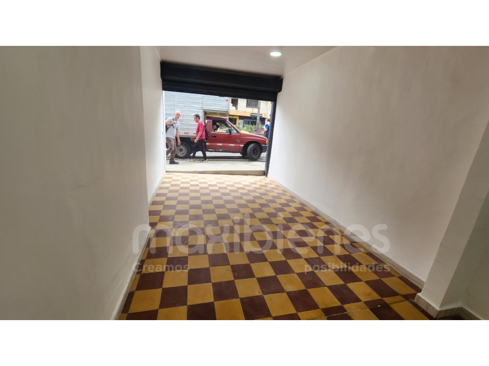 SE ARRIENDA APARTAMENTO EN MANCHESTER BELLO.