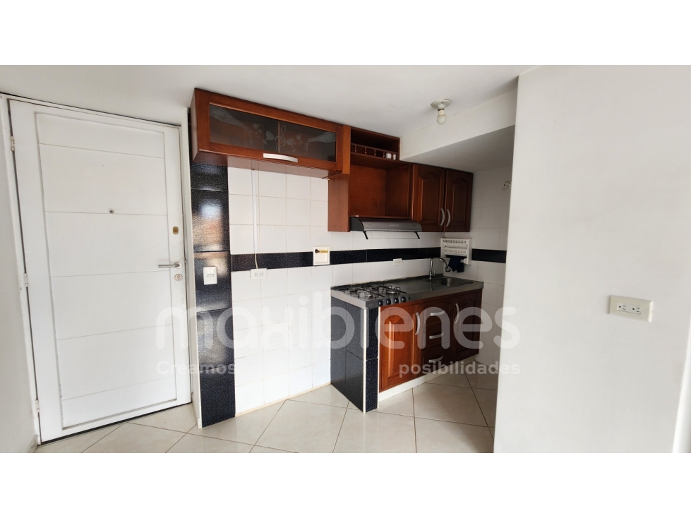 SE ARRIENDA APARTAMENTO EN TRAPICHE BELLO.