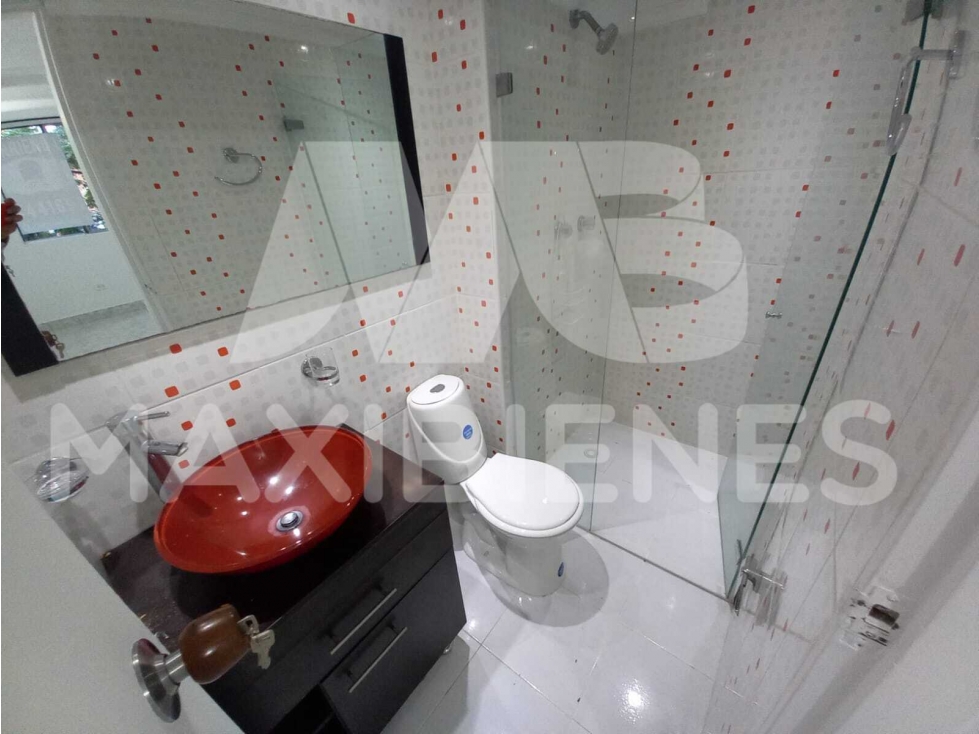 APARTAMENTO EN ARRIENDO EN EL SECTOR DE SANTA LUCIA — foto 4