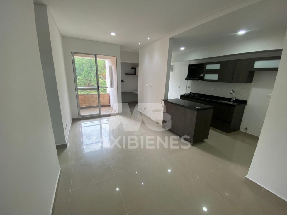 APARTAMENTO PARA ARRIENDO UBICADO EN BELLO — foto 3