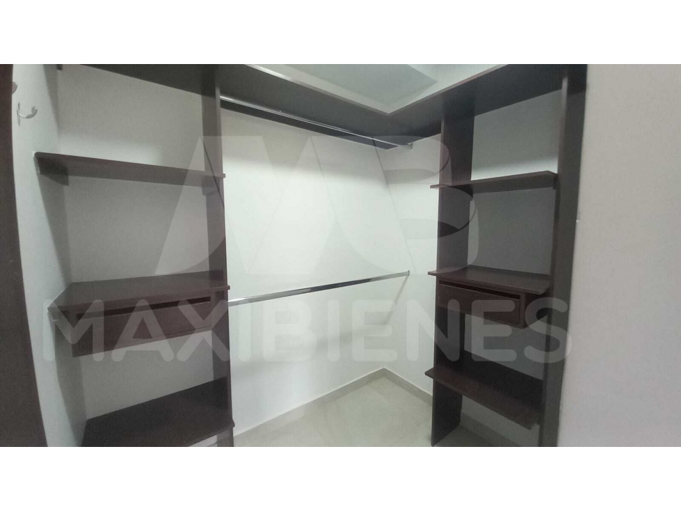 APARTAMENTO EN ARRIENDO EN EL SECTOR DE CALASANZ — foto 4