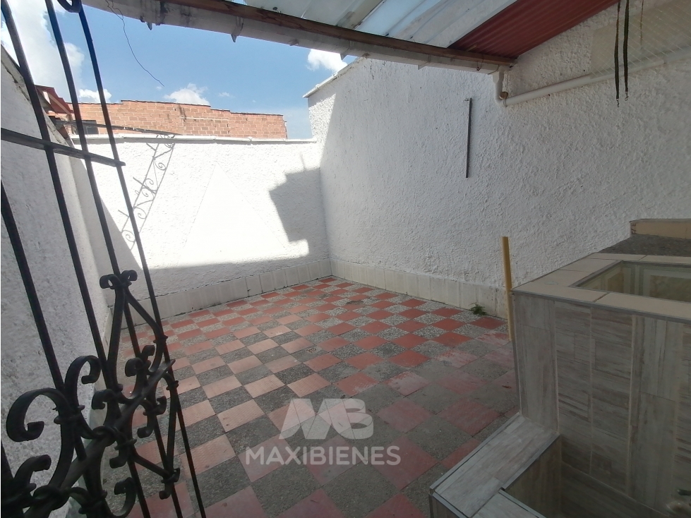 APARTAMENTO PARA ARRIENDO UBICADO EN BELLO - 4