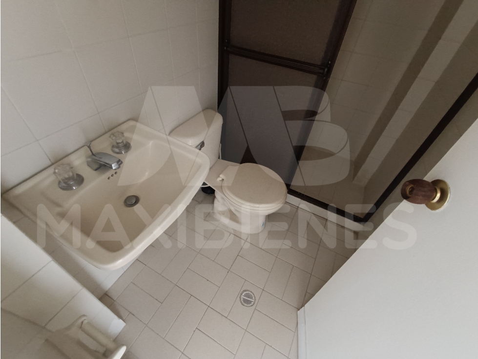APARTAMENTO EN ARRIENDO SECTOR SIMON BOLIVAR — foto 3