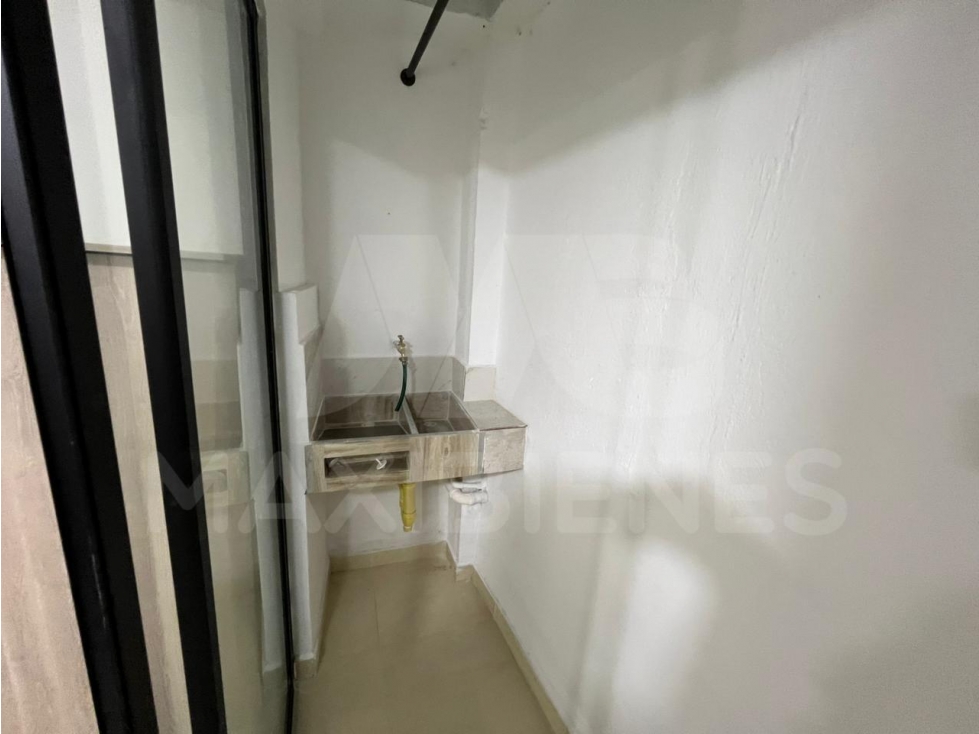 APARTAMENTO EN ARRIENDO EN EL SECTOR DE SAN JAVIER — foto 6