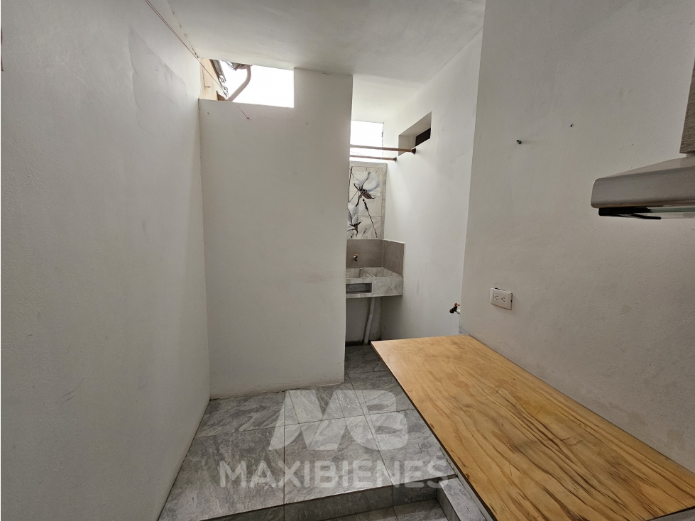 APARTA ESTUDIO PARA ARRIENDO UBICADO EN COPACABANA — foto 4
