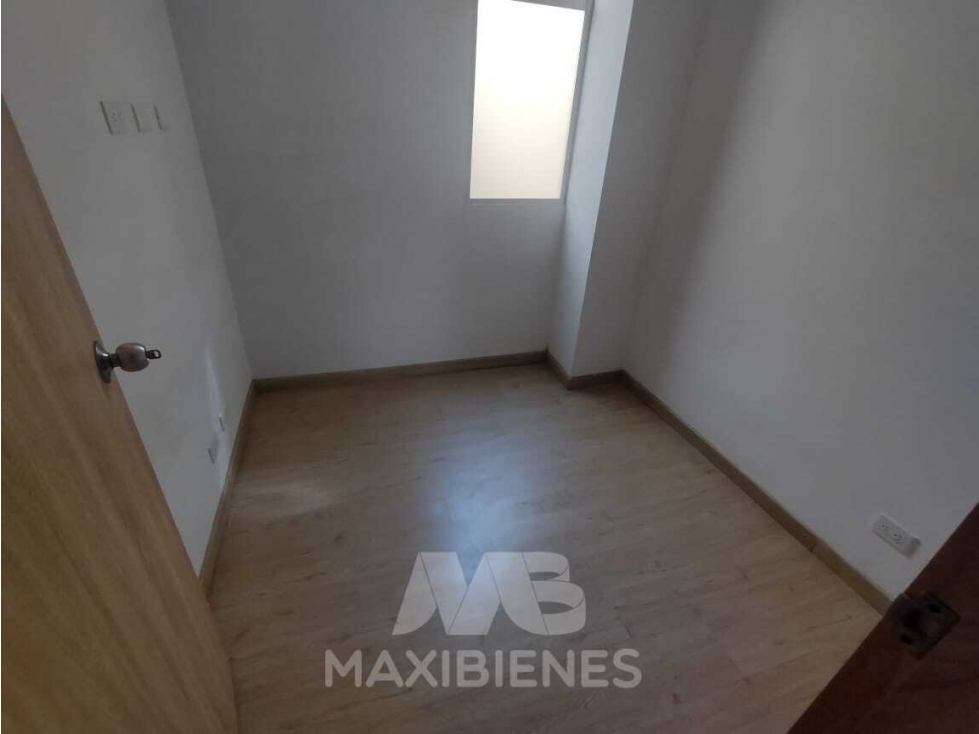 APARTAMENTO PARA ARRIENDO UBICADO EN BELLO — foto 5
