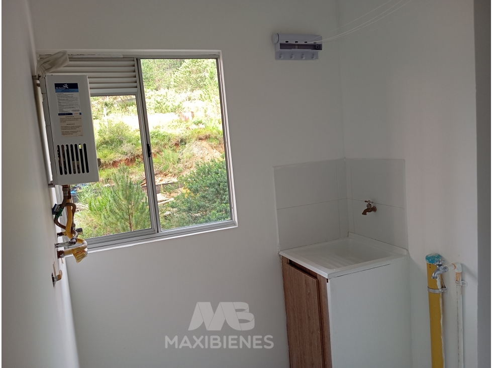 APARTAMENTO PARA ARRIENDO UBICADO EN BELLO — foto 3