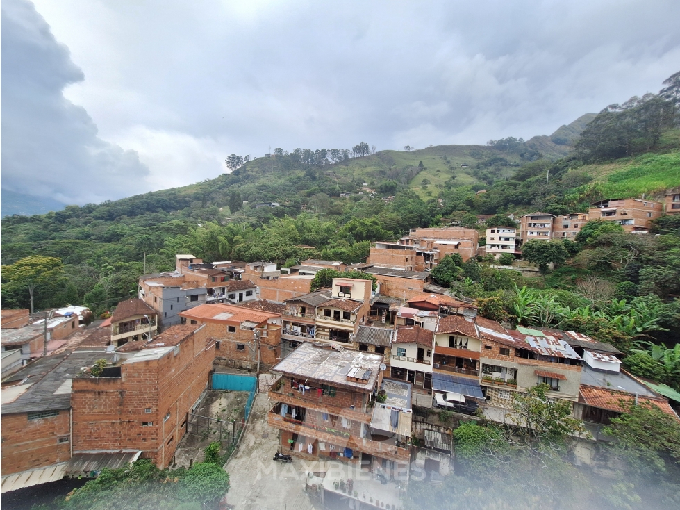 APARTAMENTO PARA ARRIENDO UBICADO EN COPACABANA