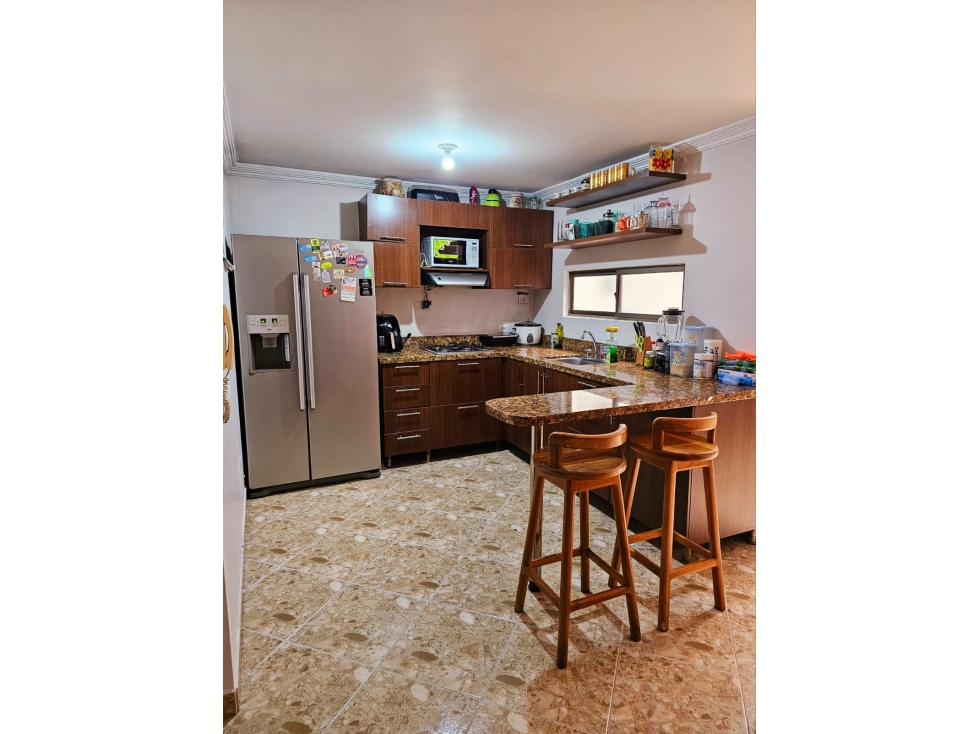 APARTAMENTO EN VENTA SECTOR ALMERIA — foto 2