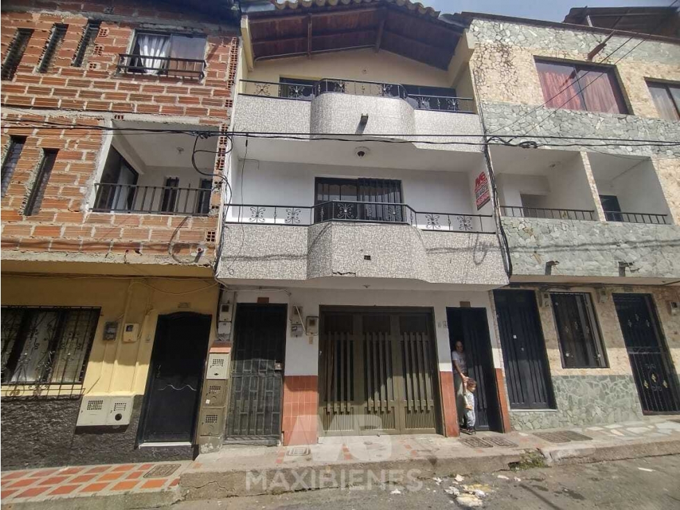 APARTAMENTO PARA ARRIENDO UBICADO EN BELLO