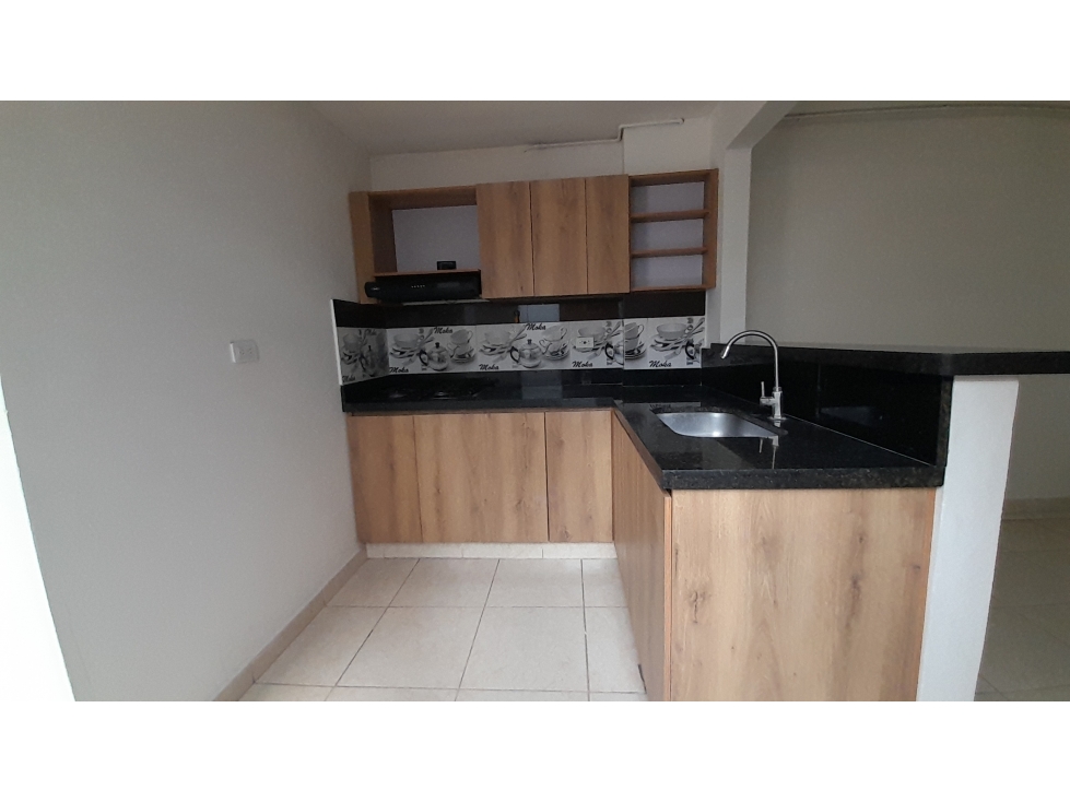 APARTAMENTO PARA ARRIENDO UBICADO EN BELLO — foto 2