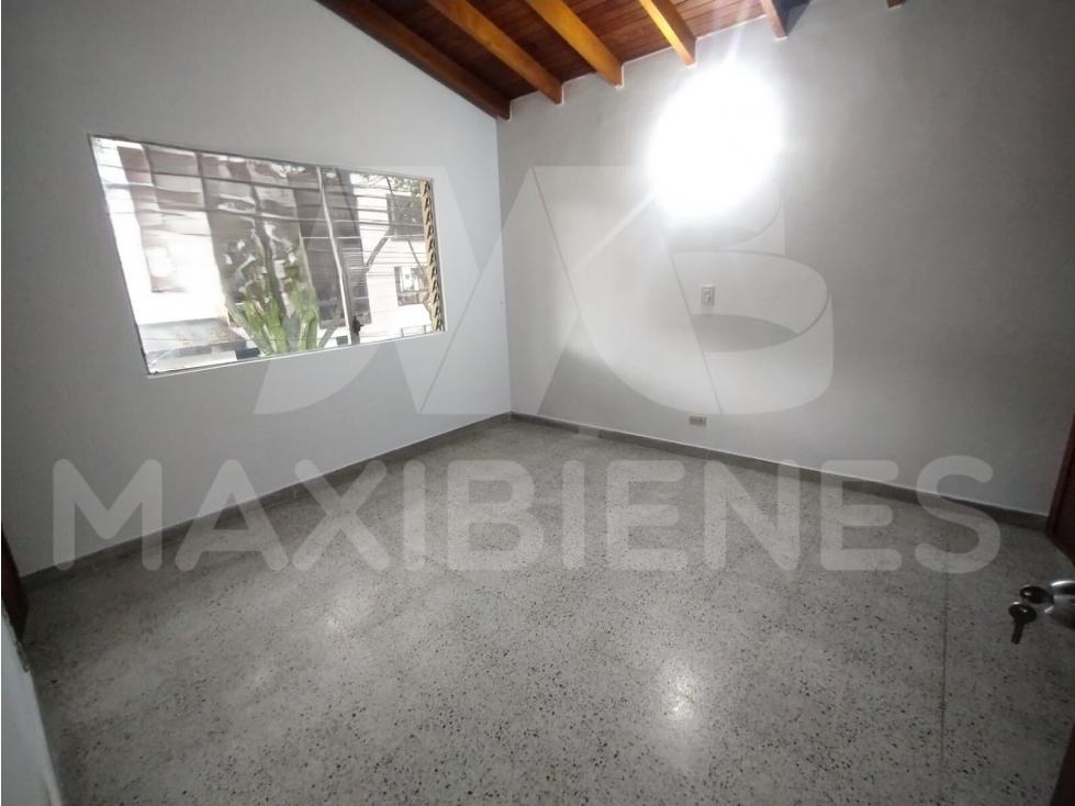 CASA EN ARRIENDO EN EL SECTOR DE ESTADIO