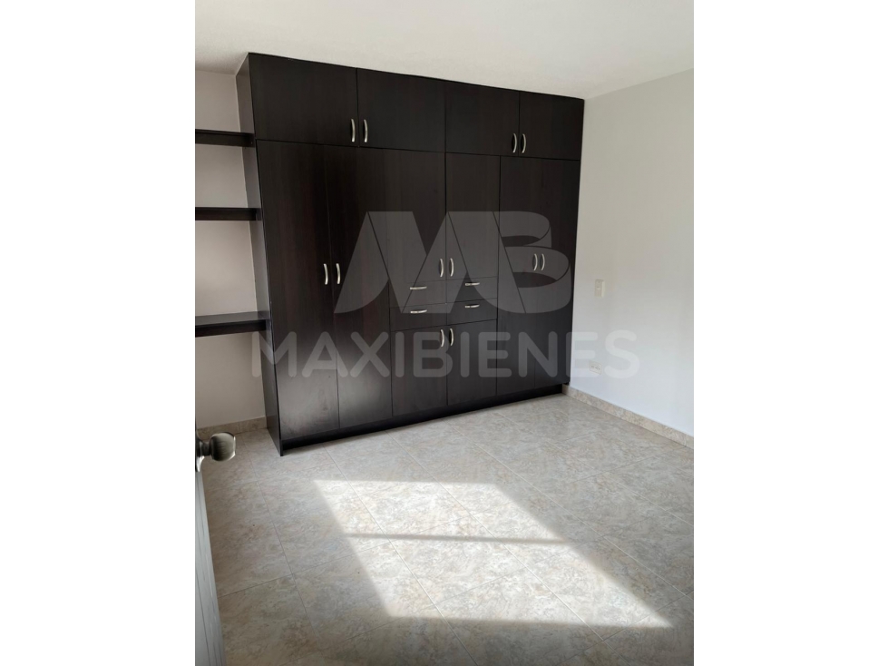 APARTAMENTO EN ARRIENDO EN EL SECTOR DE VIVIENDAS DEL SUR — foto 2