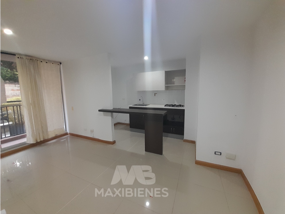 APARTAMENTO PARA ARRIENDO UBICADO EN BELLO — foto 4