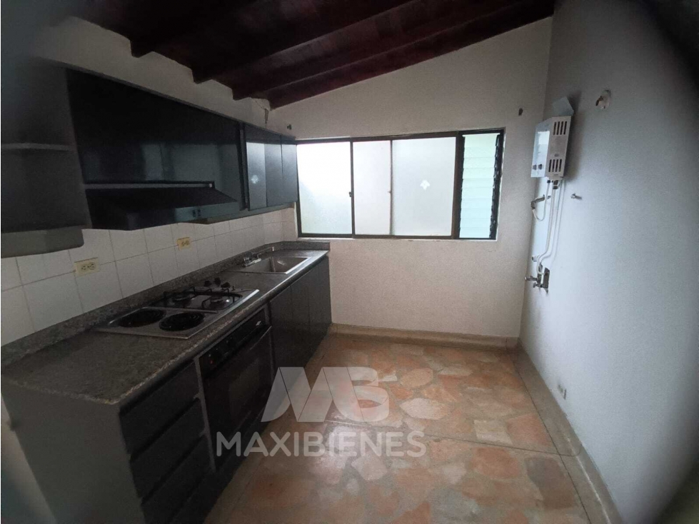 CASA PARA ARRIENDO UBICADO EN BELLO - 4