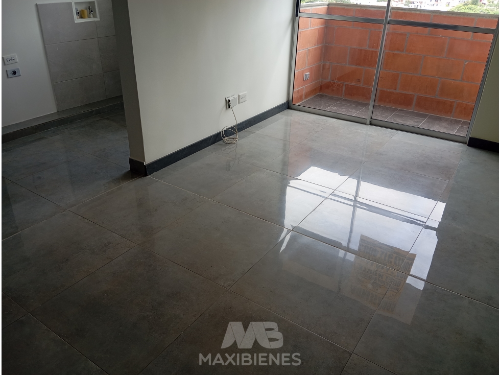 APARTAMENTO PARA ARRIENDO UBICADO EN BELLO — foto 2