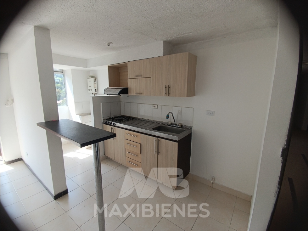 LOCAL PARA ARRIENDO UBICADO EN COPACABANA