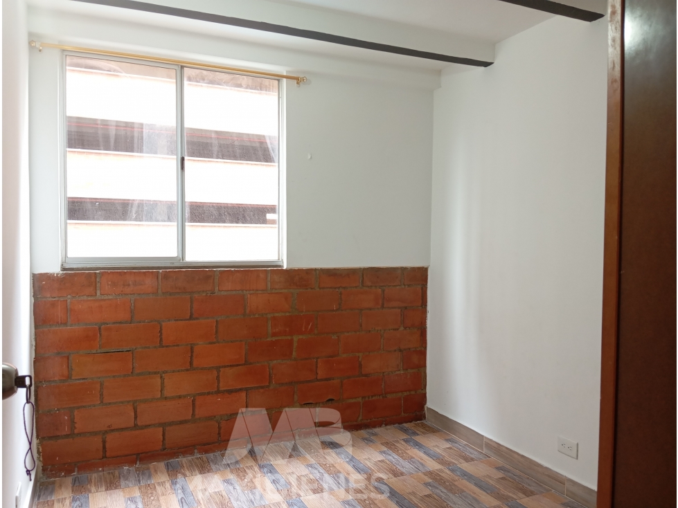APARTAMENTO PARA ARRIENDO UBICADO EN BELLO — foto 4