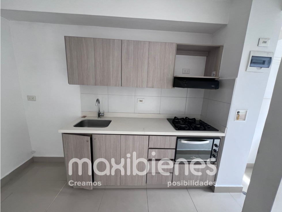 SE ARRIENDA APARTAMENTO EN NIQUIA BELLO.