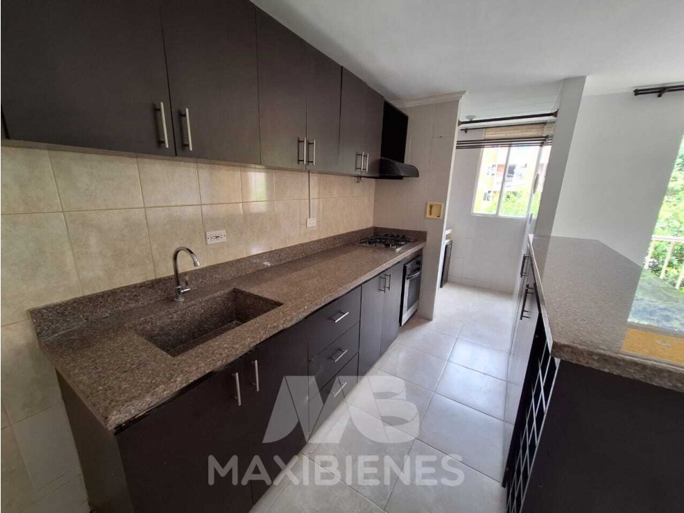 SE ARRIENDA APARTAMENTO EN COPACABANA - 5