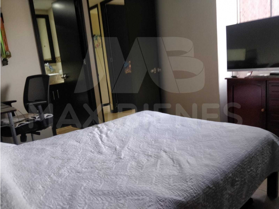 APARTAMENTO EN ARRIENDO EN EL SECTOR DE CALASANZ — foto 2