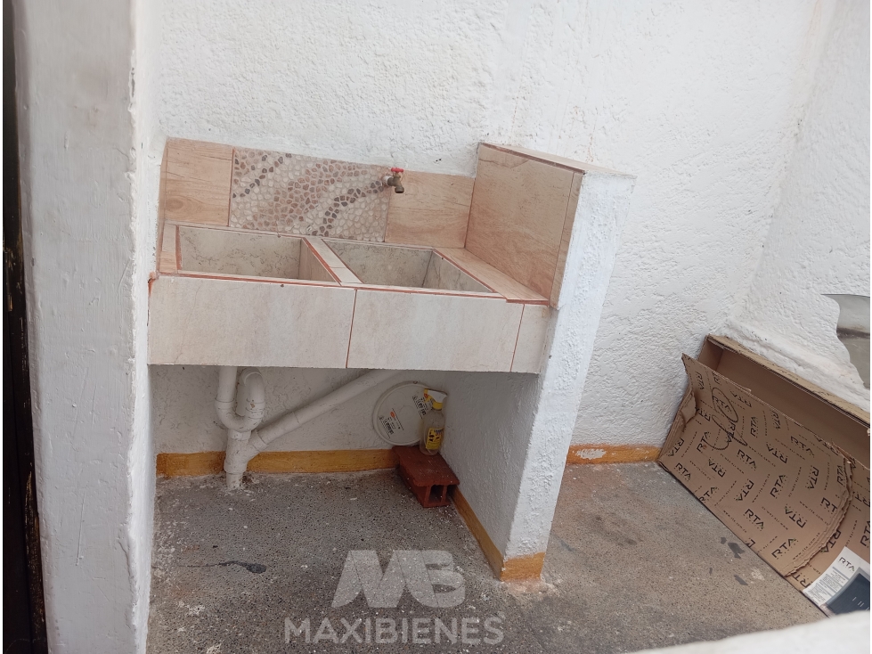 APARTAMENTO PARA ARRIENDO UBICADO EN BELLO — foto 2